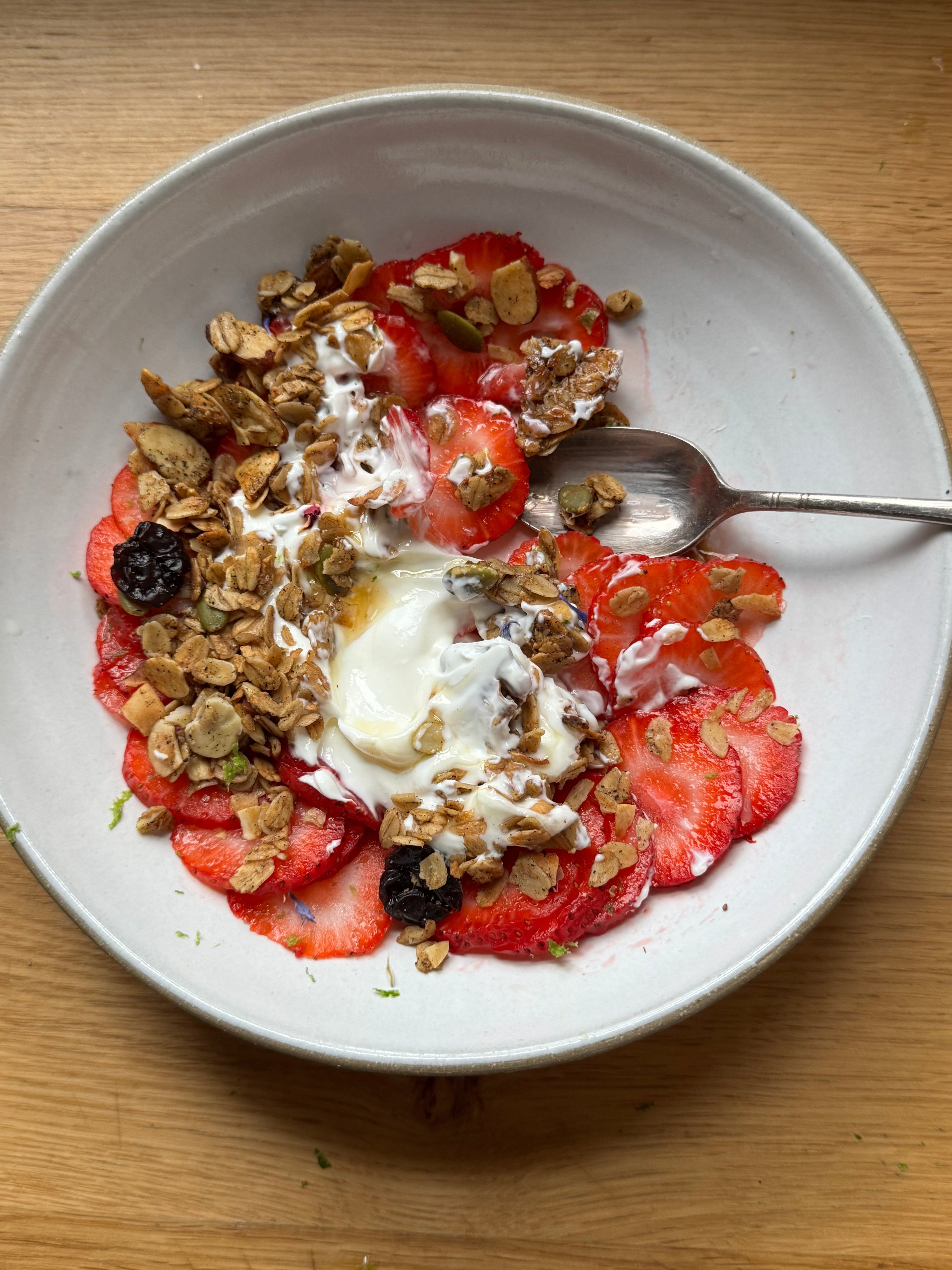 Strawberry Carpaccio with Yogurt & Granola