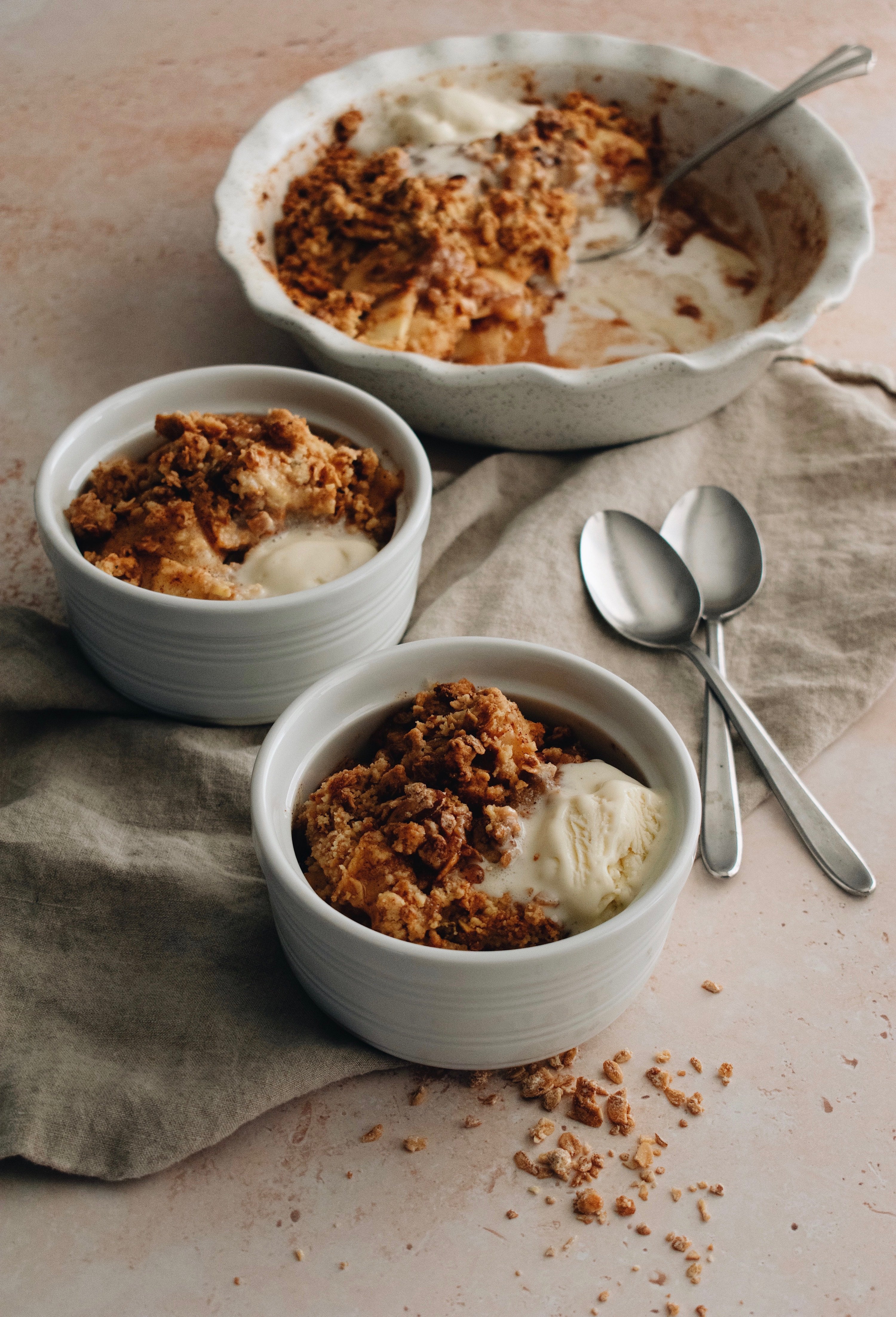 Jamie's Farm Apple and Aged Cheddar Granola Crisp