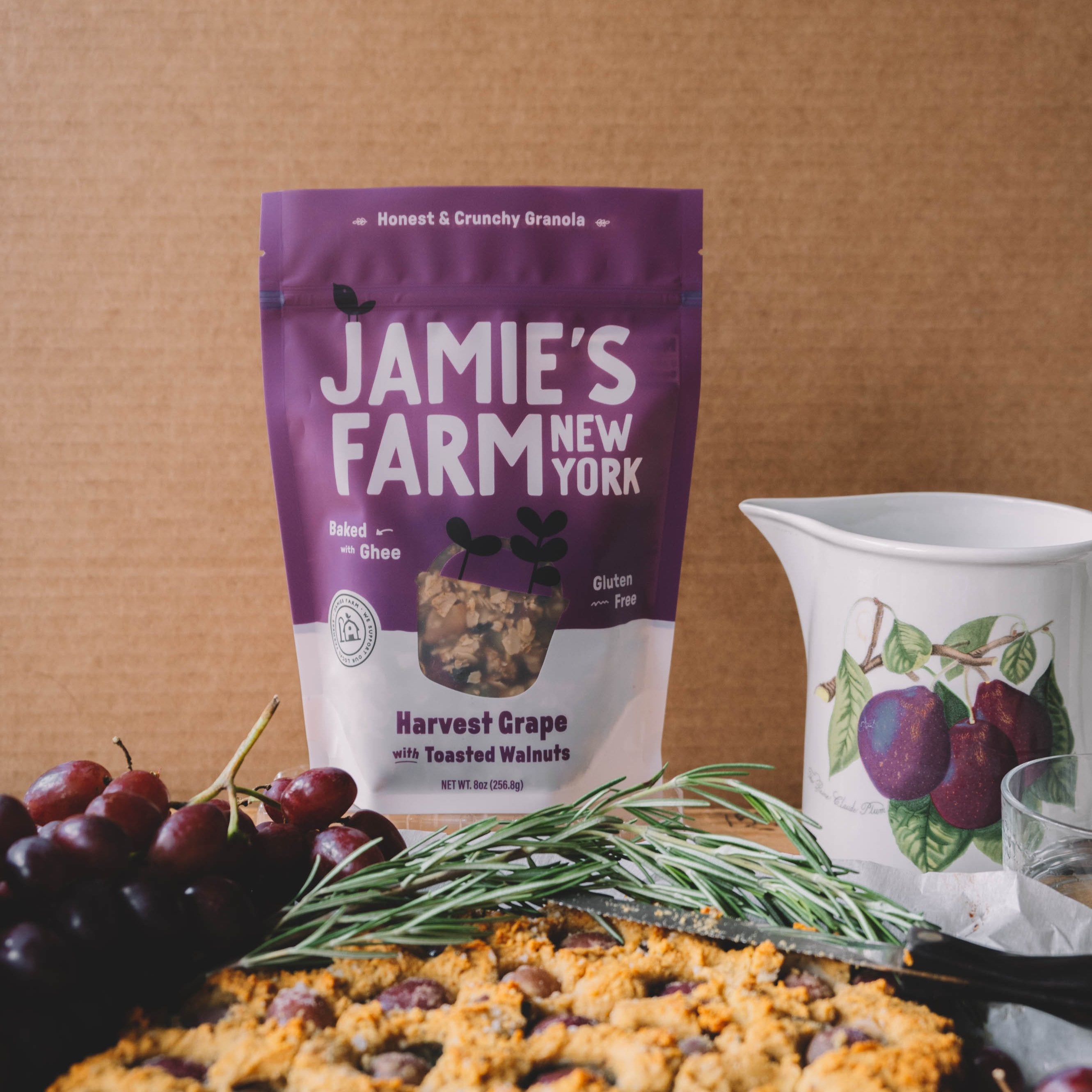 Grape ake and granola