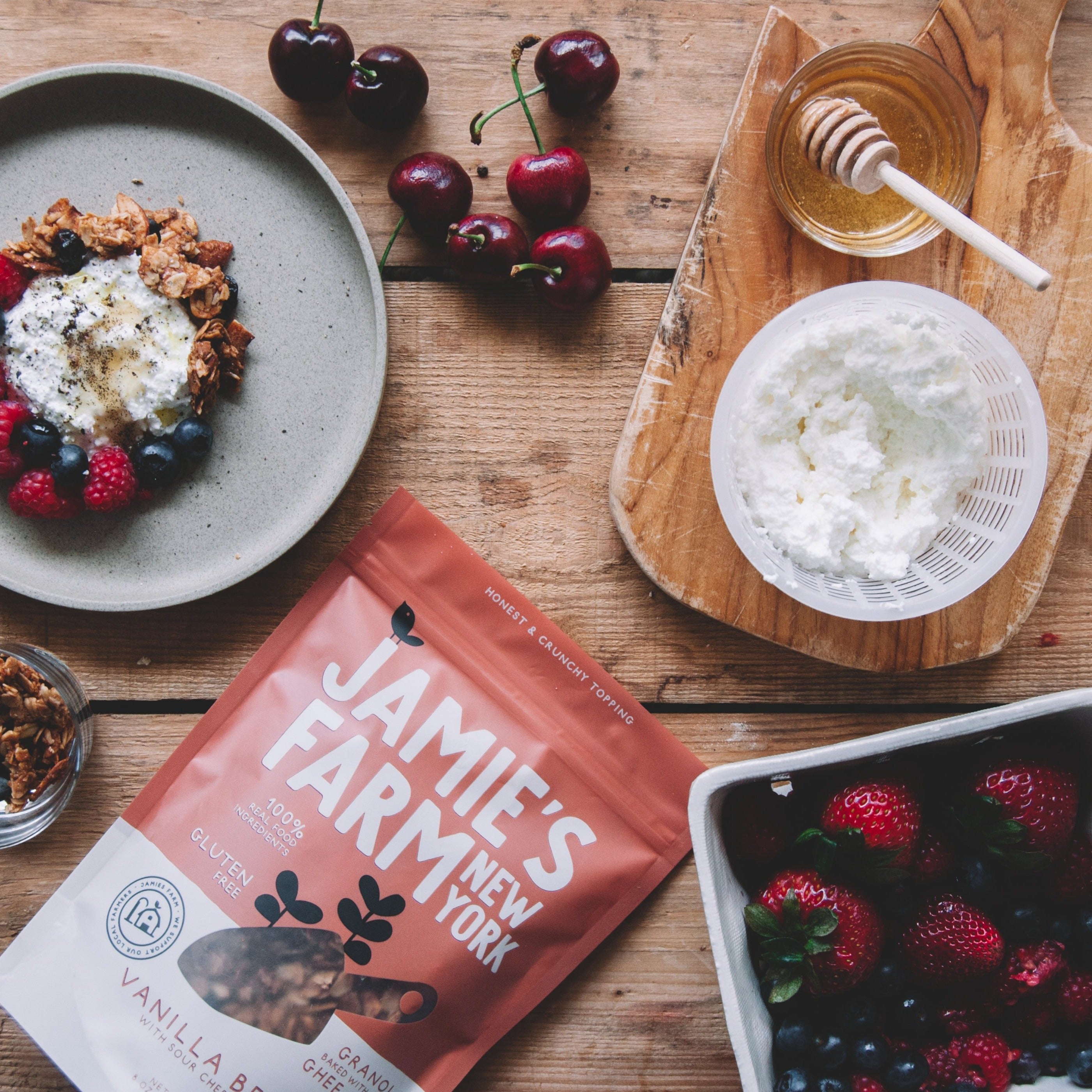 Jamie's Farm - Vanilla Bean Granola sofi Award-Winning Gluten-Free Organic